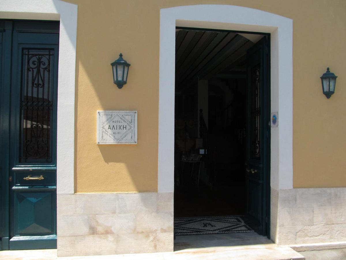 Hotel Aliki Symi Extérieur photo